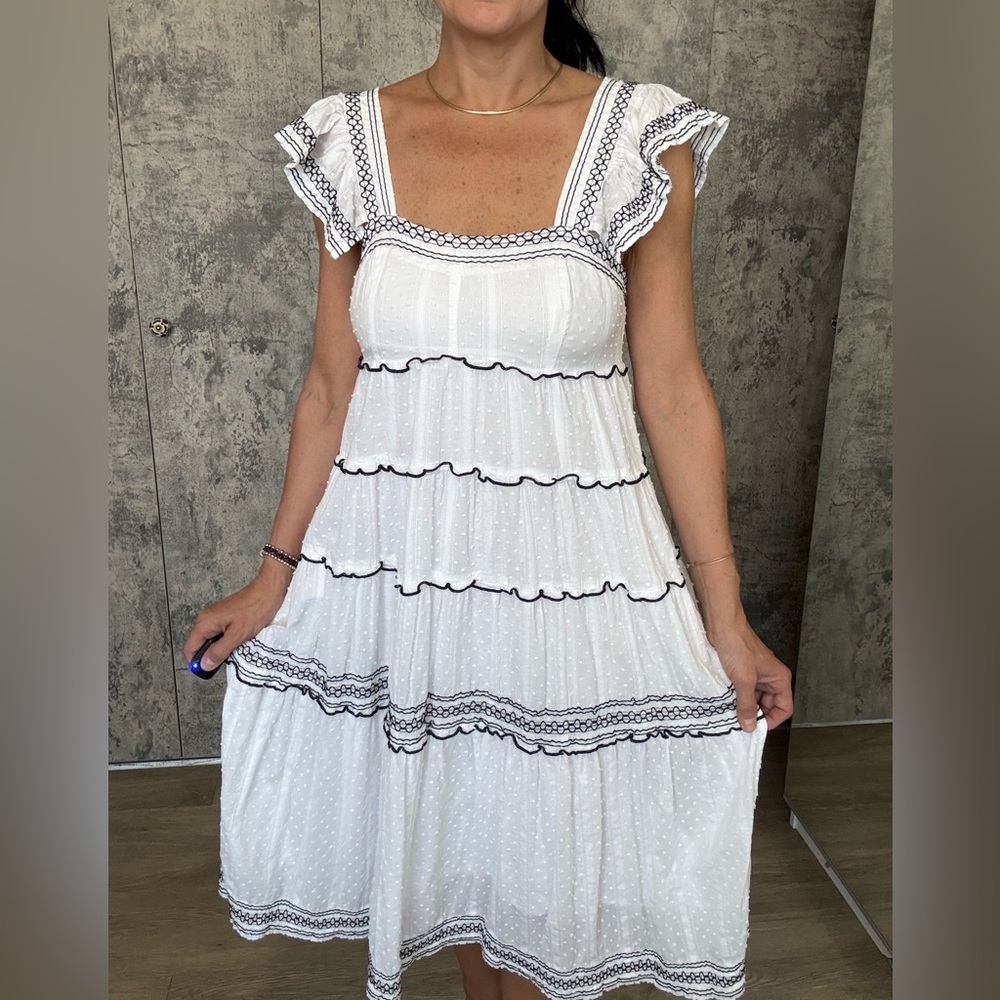 White and Black Women's Dress - Picture 6 of 6